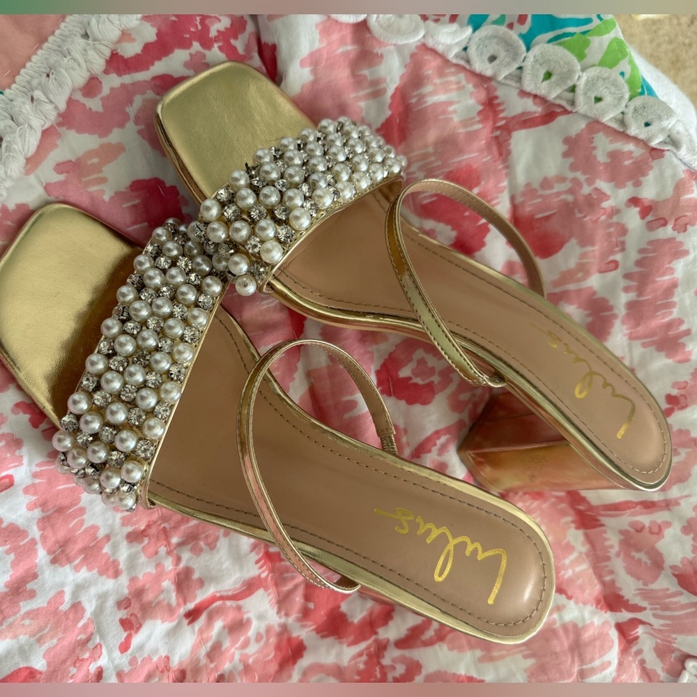 Lulus gold pearl heels